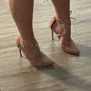 Lulus lavender ankle lace heels